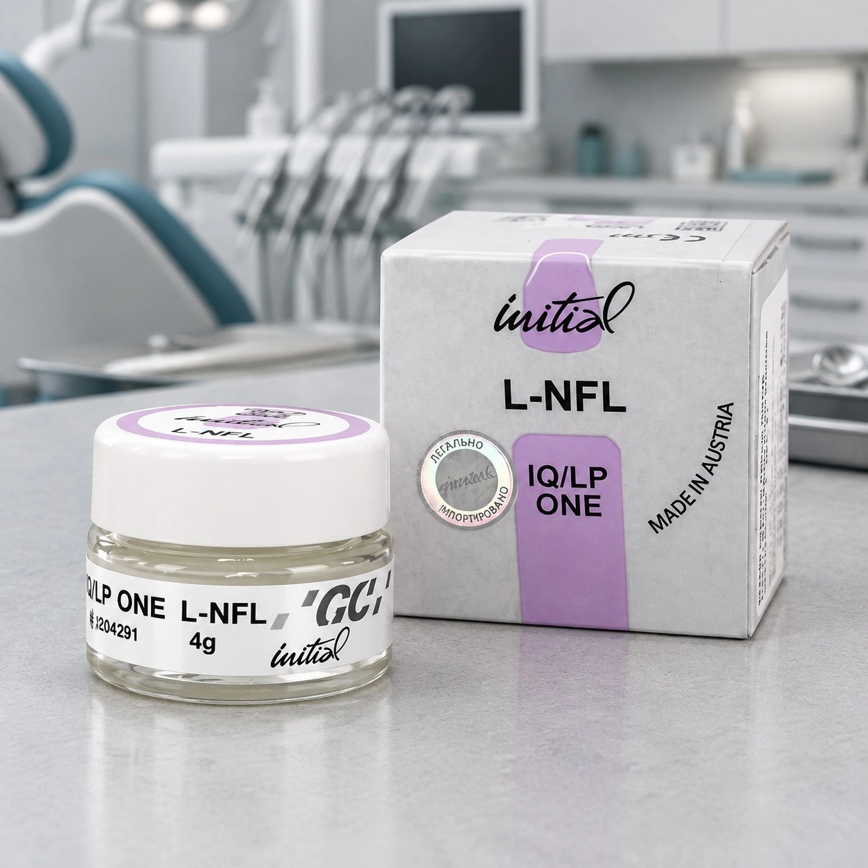 GC INITIAL IQ LP ONE Lustre Paste, Neutral Fluo 4 г — Матеріали зуботехнічні
